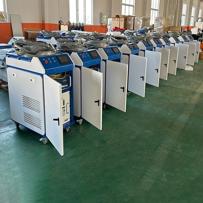 1500 watt Handheld Laser Welding Machine Performance Tinggi Untuk Baja Rustless
