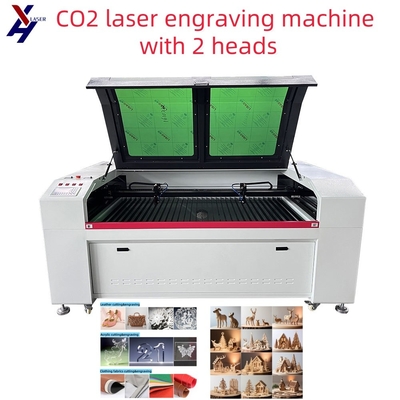 Keakuratan Tinggi 2 Kepala CO2 CNC Akrilik PVC Laser Cutting Ukiran Ukiran Mesin